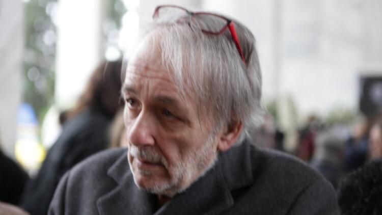 Ξαφνικό τέλος για τον Ανδρέα Μικρούτσικο! Άλλαξαν όλα μέσα σε έναν μήνα για τον παρουσιαστή