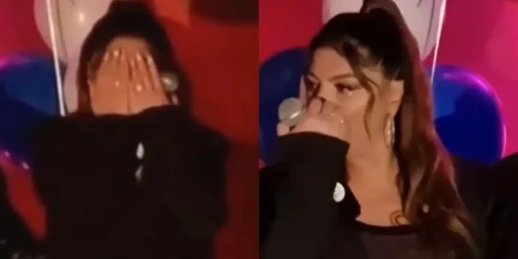 Φώναξε «Ο μπαμπάς μου παιδιά, ο μπαμπάς μου» και μετά ξεσπά σε κλάματα η Έλενα Παπαρίζου