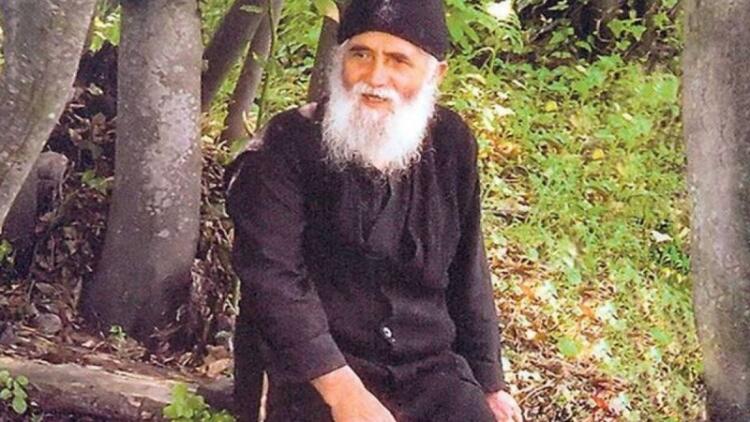 «Όποιος ξεφύγει από την αρμονία του Θεού θα…»: “Σοκάρει” η προφητεία του Άγιου Παΐσιου για τη χώρα μας