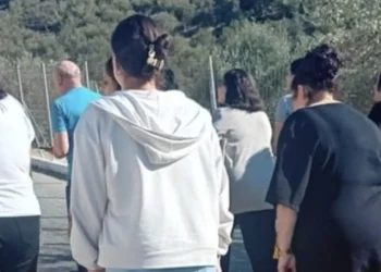 Ξεκίνησαν τις λιτανείες για βροχή στις Κυκλάδες: Δεήσεις σε Μύκονο, Άνδρο και Σύρο