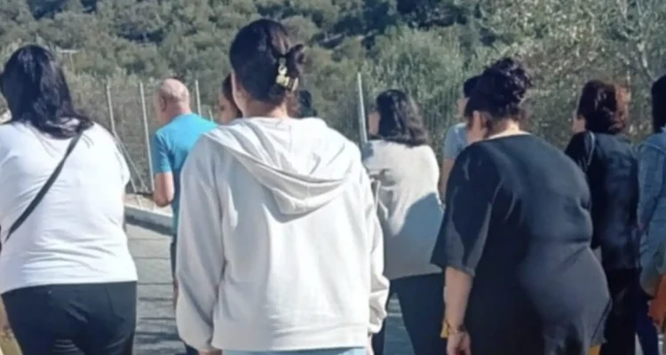 Ξεκίνησαν τις λιτανείες για βροχή στις Κυκλάδες: Δεήσεις σε Μύκονο, Άνδρο και Σύρο