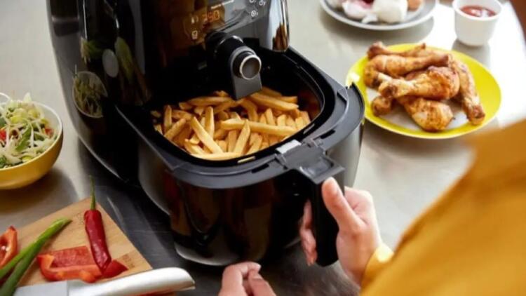 Παγκόσμιος συναγερμός για τα Air Fryer: «Μας ακούνε και κλέβουν προσωπικά δεδομένα»