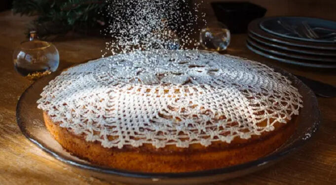 Βασιλόπιτα με χυμό πορτοκάλι που θα την κάνετε για πολλά χρόνια, δοκιμάστε την.