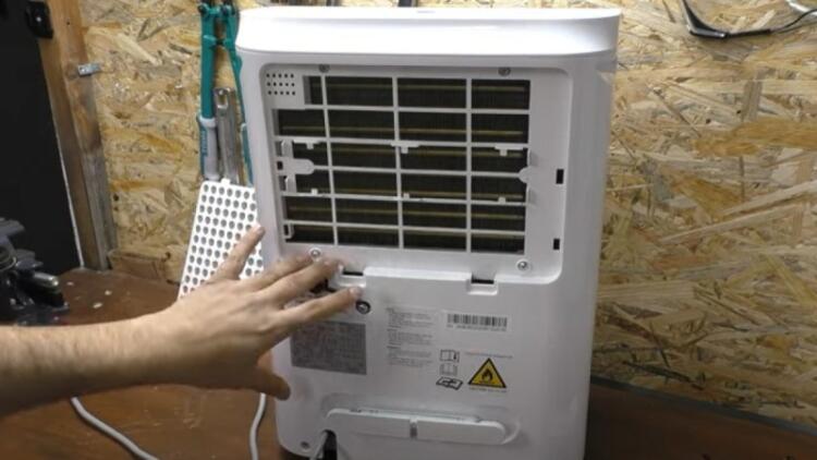 Αφυγραντήρας: Πως πρέπει να τον καθαρίζετε για να μην έχετε θέμα με την υγεία σας