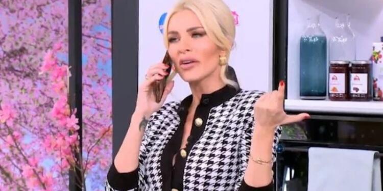 Αμηχανία για την Κατερίνα Καινούργιου: «Αγάπη μου, έχω εκπομπή, δεν με έχεις δει ποτέ;»