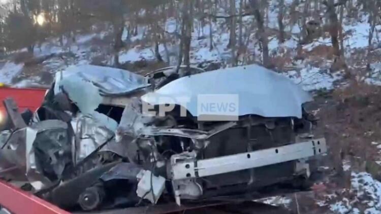 Τροχαίο δυστύχημα στις Πρέσπες: Συγκλονίζει ο οδηγός του ΕΚΑΒ που βρήκε νεκρό τον γιο του – «Έπρεπε να ξεπαγώσω – Ήταν αργά»
