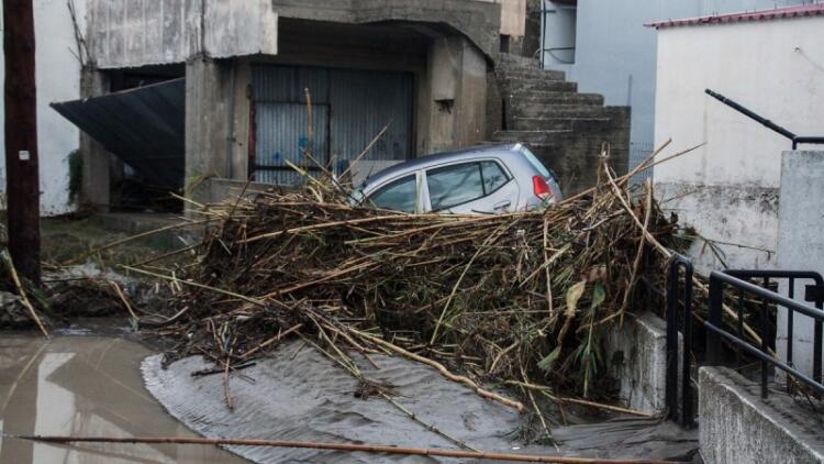 Νέο έκτακτο δελτίο της ΕΜΥ για την κακοκαιρία Bora: Παράταση ισχυρών φαινομένων – Ποιες περιοχές θα πληγούν