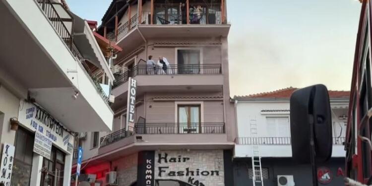 Θρίλερ στην Καλαμπάκα: Αυτοκτόνησε ο ιδιοκτήτης του ξενοδοχείου – Πήδηξε στο κενό ενώ καιγόταν ζωντανός!