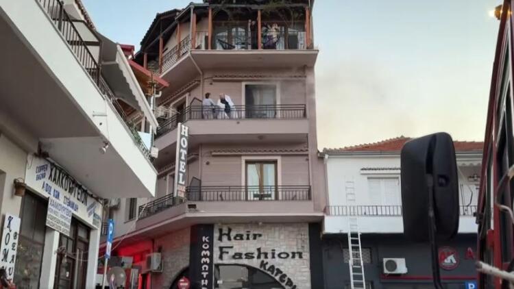 Θρίλερ στην Καλαμπάκα: Αυτοκτόνησε ο ιδιοκτήτης του ξενοδοχείου – Πήδηξε στο κενό ενώ καιγόταν ζωντανός!