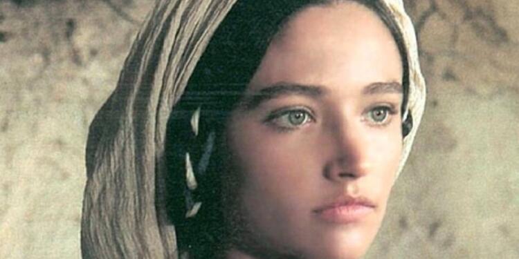 Πέθανε η Ολίβια Χάσεϊ – Είχε υποδυθεί την Παναγία στη σειρά «Ο Ιησούς από τη Ναζαρέτ»
