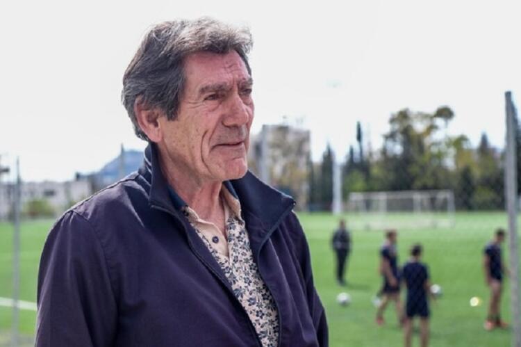 Σε κώμα ο Νίκος Σαργκάνης: Μάχη για να κρατηθεί στη ζωή ο «θρύλος» του ελληνικού ποδοσφαίρου