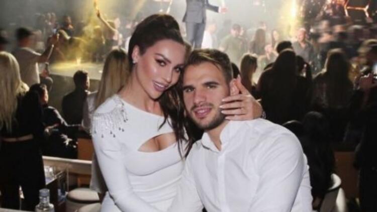 «Έσβησε» τον Ταχτσίδη η Ζέτα Θεοδωροπούλου – Με άλλον στα μπουζούκια! (VIDEO)