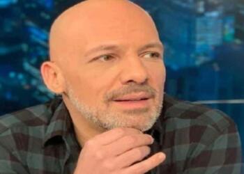 Παντρεύεται ο Νίκος Μουτσινάς – Η δημόσια πρόταση στον αέρα της εκπομπής