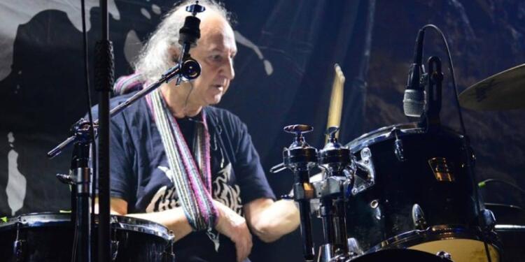 Πέθανε ο ντράμερ των Panx Romana, Δημήτρης Δημητράκας