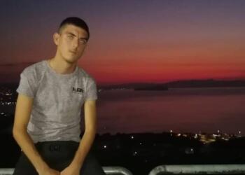 Τραγωδία στα Χανιά: Ραγίζουν καρδιές τα μηνύματα «Παιδάκι μου πού πας, 22 χρονών…» – Θετικός σε αλκοτέστ ο οδηγός της Πόρσε