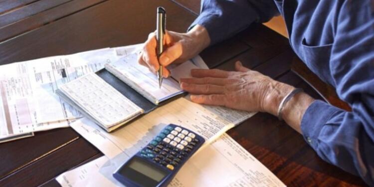 Συντάξεις: Ποιοι «κλειδώνουν» δικαίωμα συνταξιοδότησης το 2025 – Οι 6 κατηγορίες