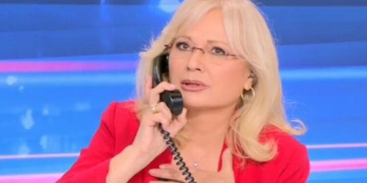 Έκανε το απίστευτο η Αγγελική Νικολούλη: Χαμός στους διαδρόμους του MEGA με την παρουσιάστρια