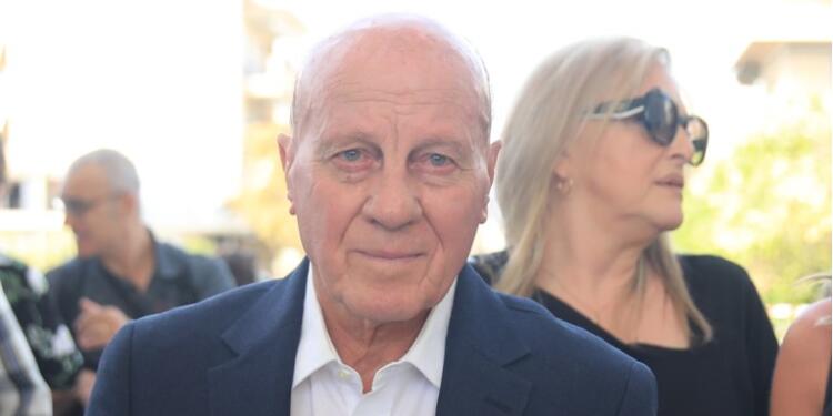 «Καλή αντάμωση με τη μαμά…»: Τσακίζουν καρδιές οι κόρες του Μίμη Δομάζου