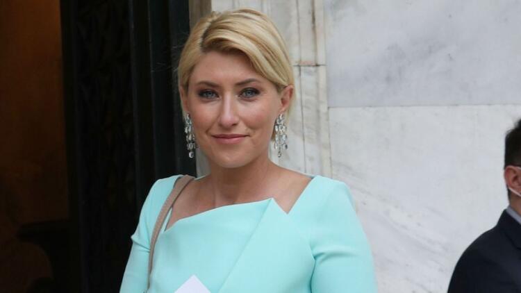 «Έγκυος λίγων εβδομάδων»: Η Σία Κοσιώνη πόσταρε φωτογραφία με την φουσκωμένη κοιλιά!