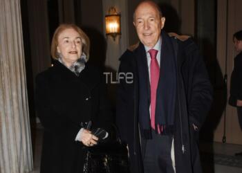 Ο Κώστας και η Δάφνη Σημίτη ήταν μαζί για 63 χρόνια και τους χώρισε ο θάνατος: Η γνωριμία σε πάρτι, ο γάμος και οι κόρες τους