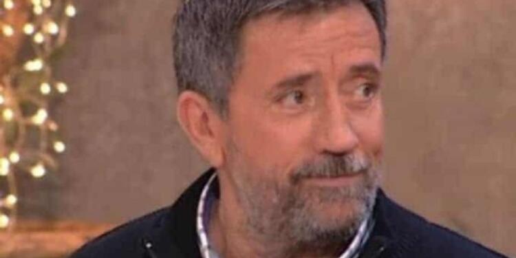 “Το τσάμπα τελείωσε”: Αυτοί είναι οι 4 τραγουδιστές που έριξαν άκυρο στο “Στην υγειά μας ρε παιδιά”