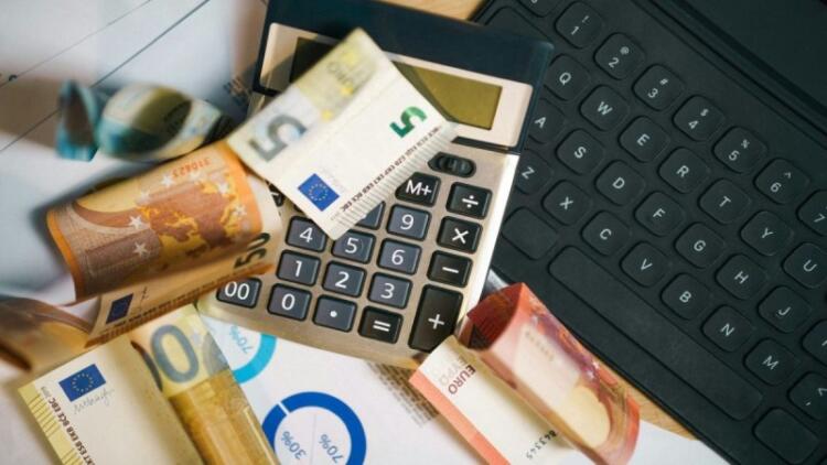 Ωρα επιλογής ασφαλιστικής κατηγορίας: Σύνταξη κάτω των 700 ευρώ με χαμηλές εισφορές