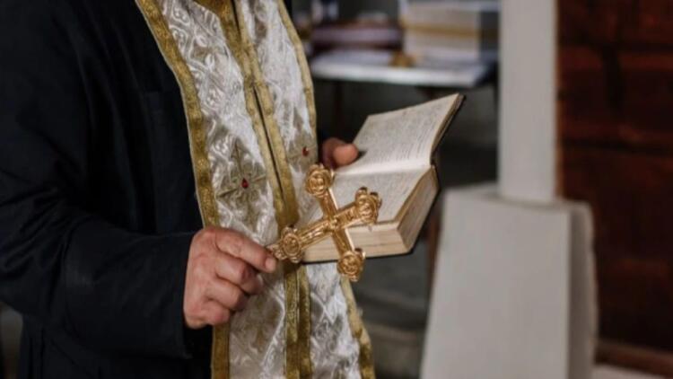 Aδιανόητο περιστατικό στη Θεσσαλονίκη: Έδιωξε την 19χρονη κόρη του από το σπίτι για απίστευτο λόγο