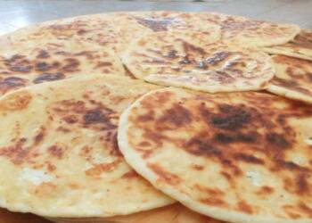 Το μυστικό είναι στο βούτυρο: Λεπτά τηγανόψωμα της γιαγιάς