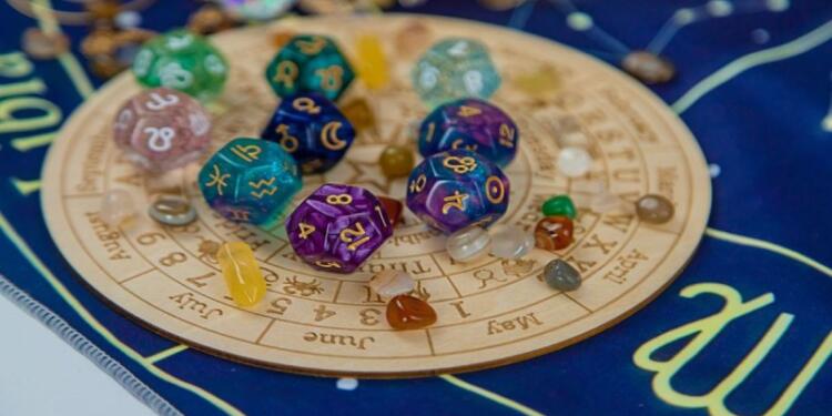 Το σύμπαν συνωμοτεί υπέρ τους: 4 ζώδια που θα γνωρίσουν τεράστια επιτυχία το 2025! Είναι ξεκάθαρα η χρονιά τους