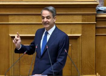 Τα Τέμπη καθυστερούν τον ανασχηματισμό του Μητσοτάκη: Ο γρίφος του Δένδια