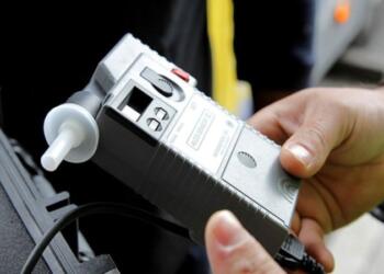 Αδιανόητο: Οδηγός πιάστηκε μεθυσμένη 2 φορές το ίδιο βράδυ – Επεισοδιακή καταδίωξη στην Αττική Οδό