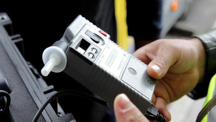 Αδιανόητο: Οδηγός πιάστηκε μεθυσμένη 2 φορές το ίδιο βράδυ – Επεισοδιακή καταδίωξη στην Αττική Οδό