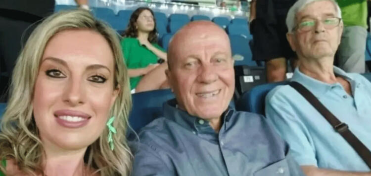 Πόπη Δομάζου: Ο συγκινητικός αποχαιρετισμός στον Τάκη Οικονομόπουλο – «Τώρα θα είστε μαζί, το Πουλί και ο Στρατηγός»