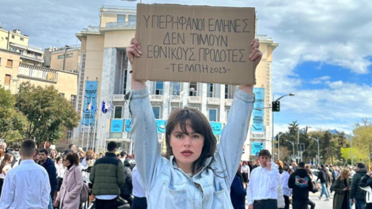 Συγκλονίζει η Ευδοκία Τσαγκλή: «Επέζησα από βαγόνι που κάηκε ολοσχερώς – Νοσηλεύτηκα σε ψυχιατρείο, ήμουν έτοιμη να πηδήξω»