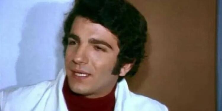 Θλίψη! Έφυγε από τη ζωή ο ηθοποιός Πάνος Τουλιάτος