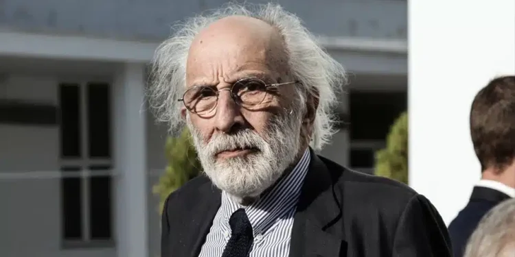 Με εγκεφαλικό ο Αλέξανδρος Λυκουρέζος μεταφέρθηκε εσπευσμένα στον Ερυθρό Σταυρό