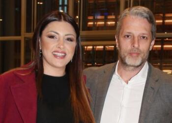 Βόμβα στην ελληνική showbiz: Χώρισαν Έλενα Παπαρίζου και Ανδρέας Καψάλης;