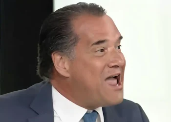 Ξέσπασε ο Άδωνις: «Τη μια μας λέτε παıδεpαστές, την άλλη λαθpέμπορους, τώρα δολοφóνους… ως εδώ!»