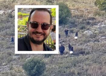 Βασίλης Καλογήρου: Μας δουλεύουν; Η στάση του σώματος δείχνει ότι …