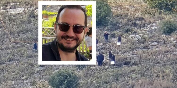 Βασίλης Καλογήρου: Μας δουλεύουν; Η στάση του σώματος δείχνει ότι …