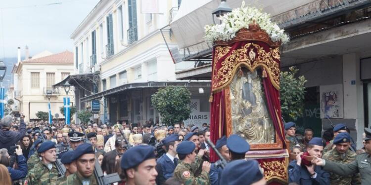 Υπαπαντή του Κυρίου: Η μεγάλη γιορτή της Ορθοδοξίας – Όσοι γιορτάζουν τη συγκεκριμένη ημέρα και τα έθιμα