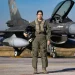 Ιστορική στιγμή για την Πολεμική Αεροπορία – Η πρώτη Ελληνίδα πιλότος σε F-16 είναι γεγονός, ποια είναι η Χρυσάνθη Νικολοπούλου