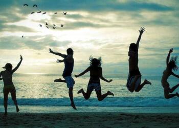 Αυτά τα 4 ζώδια θα σπάσουν μια κατάρα 15 ετών μέσα στον Μάρτιο – Δες ποια