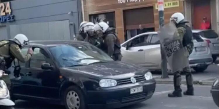 Οργισμένος ΜΑΤατζής τα βάζει με οδηγό στην Αθήνα – «Βγες έξω μόνος μου είμαι»