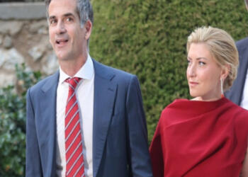 «Χρόνια πολλά μοναδικέ μου»: Η Σία Κοσιώνη εύχεται στον Κώστα Μπακογιάννη για τα γενέθλιά του