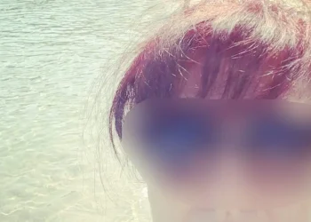 Tραγωδία: 50χρονη σκοτώθηκε στο δρόμο – Πήγαινε να παραλάβει το παιδί της