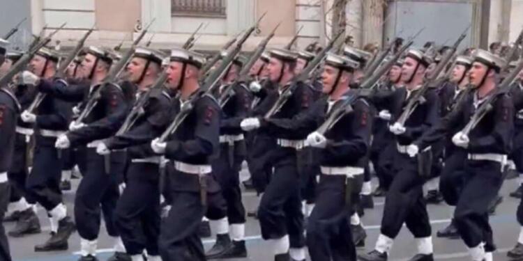 Αποτάχθηκαν δύο δόκιμοι της Σχολής Υπαξιωματικών μετά τα γεγονότα στην παρέλαση