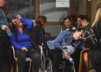 Έλληνας έχασε τον ανιψιό του στη Βόρεια Μακεδονία: «Άλλα παιδιά ποδοπατήθηκαν κι άλλα έπαθαν ηλεκτροπληξία»