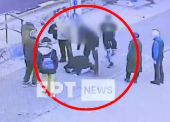 Καλλιθέα: Ανατριχιαστικό βίντεο ντοκουμέντο από την κατάρρευση 18χρονου μετά από επίθεση παρέας ανηλίκων