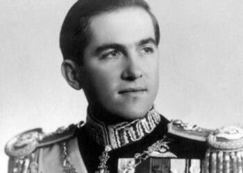 Κωνσταντίνος Β΄: Ο τελευταίος Βασιλιάς της Ελλάδας – Σαν σήμερα (06/03) ανεβαίνει στον θρόνο μετά τον θάνατο του πατέρα του